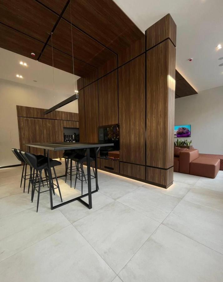 люкс в затишному жк бізнес класу Apartment Kyiv